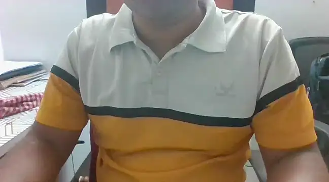 Snapshot of indianbull3684 chatting on December 2024 08:41:01 AM indianbull3684 online show from December 2024 08:41:01 AM