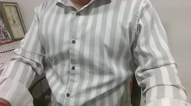 Snapshot of indianbull3684 chatting on January 2025 02:30:01 PM indianbull3684 online show from January 2025 02:30:01 PM