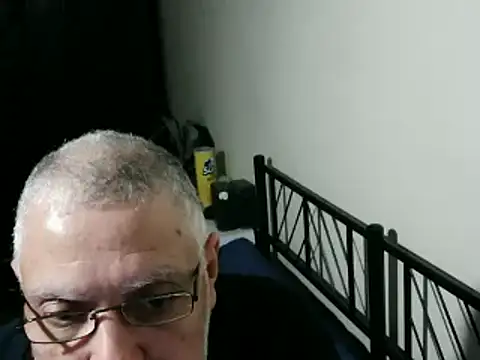 100Tauros online show from April 2026 09:57:02 PM