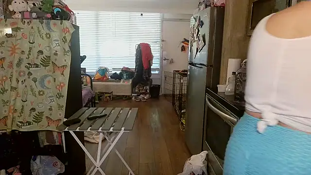 mochi rainbow online show from March 2025 05:06:01 PM