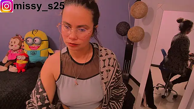 Snapshot of gigi_stephans chatting on September 2025 01:28:01 AM gigi stephans online show from September 2025 01:28:01 AM