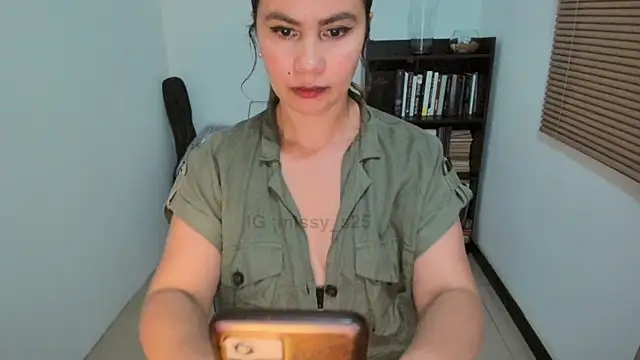 Snapshot of gigi_stephans chatting on May 2026 11:46:02 PM gigi stephans online show from May 2026 11:46:02 PM