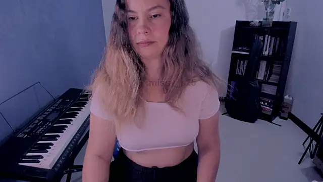 gigi stephans online show from July 2026 01:58:33 AM
