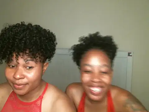 R-thequeen online show from September 2025 11:16:02 PM