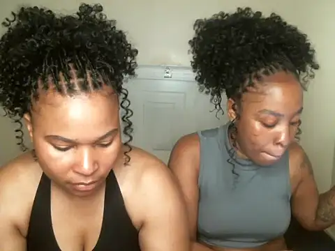 R-thequeen online show from September 2025 11:21:01 AM