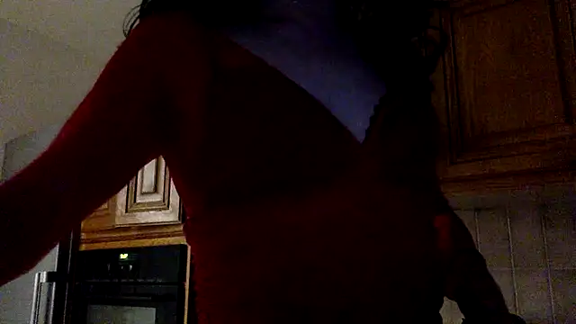 Snapshot of sasha-doll chatting on October 2025 06:28:02 AM sasha-doll online show from October 2025 06:28:02 AM