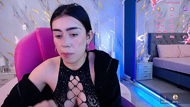 Julieta De Los Angeles online show from February 2025 09:44:01 AM