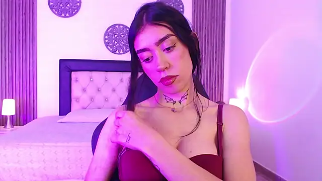 Julieta De Los Angeles online show from December 2025 02:06:02 AM