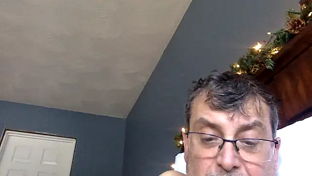 Snapshot of hornysexlover70 chatting on March 2025 06:33:01 PM hornysexlover70 online show from March 2025 06:33:01 PM