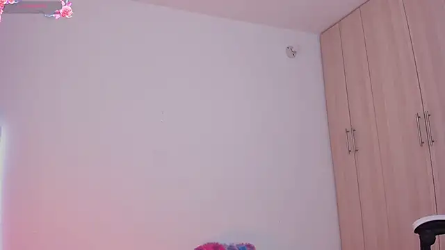 Snapshot of liaqueen610 chatting on February 2025 11:55:02 PM liaqueen610 online show from February 2025 11:55:02 PM