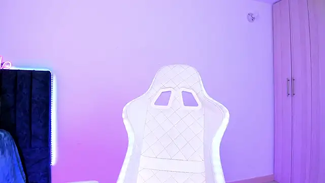 Snapshot of liaqueen610 chatting on February 2025 02:26:01 AM liaqueen610 online show from February 2025 02:26:01 AM