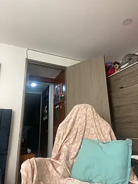 Snapshot of liaqueen610 chatting on October 2025 10:54:02 PM liaqueen610 online show from October 2025 10:54:02 PM