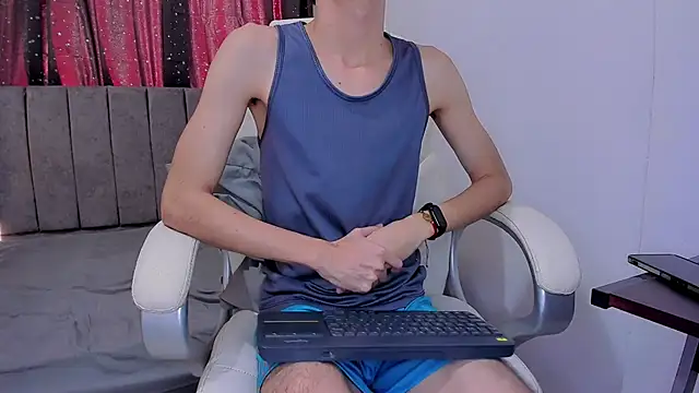 Snapshot of Jake_evans chatting on January 2025 02:15:02 PM Jake evans online show from January 2025 02:15:02 PM