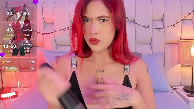 SkinnyFoxy online show from December 2025 07:20:02 PM