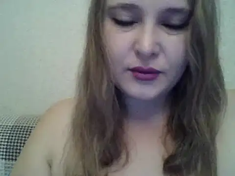 Snapshot of ParisMimi chatting on January 2025 06:03:01 AM ParisMimi online show from January 2025 06:03:01 AM