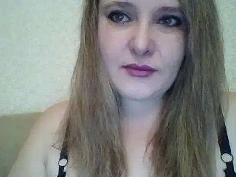 Snapshot of ParisMimi chatting on February 2025 06:43:02 AM ParisMimi online show from February 2025 06:43:02 AM