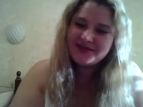 Snapshot of ParisMimi chatting on November 2025 08:25:01 AM ParisMimi online show from November 2025 08:25:01 AM