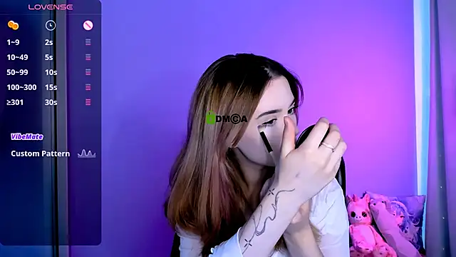 liana kisses online show from October 2025 07:12:02 PM