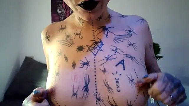 Snapshot of ValeryCrowley14 chatting on February 2026 09:15:01 AM ValeryCrowley14 online show from February 2026 09:15:01 AM