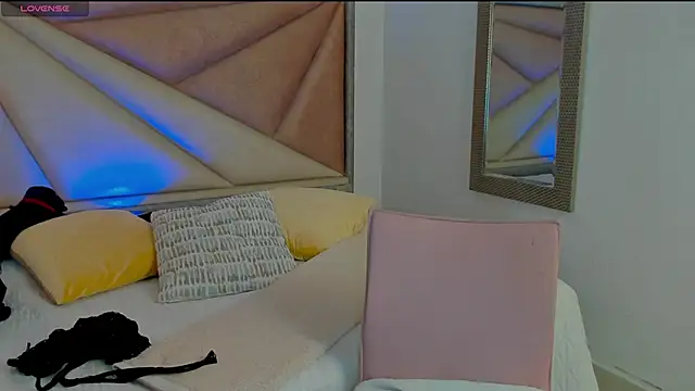 BarbaraKnox  online show from March 2026 11:38:01 AM