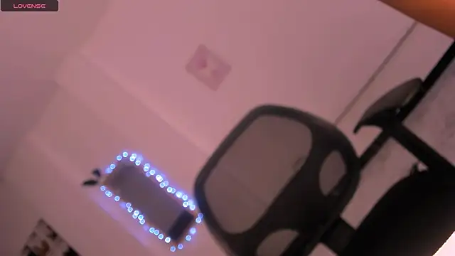 Snapshot of dulcemariacams chatting on February 2026 06:57:02 AM dulcemariacams online show from February 2026 06:57:02 AM