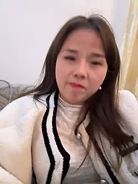 Efangfang online show from January 2025 12:15:01 PM