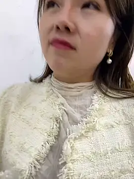 Efangfang online show from February 2025 11:55:02 AM