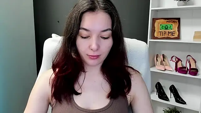 Snapshot of Meagn_Extasy chatting on June 2026 06:33:02 AM Meagn Extasy online show from June 2026 06:33:02 AM