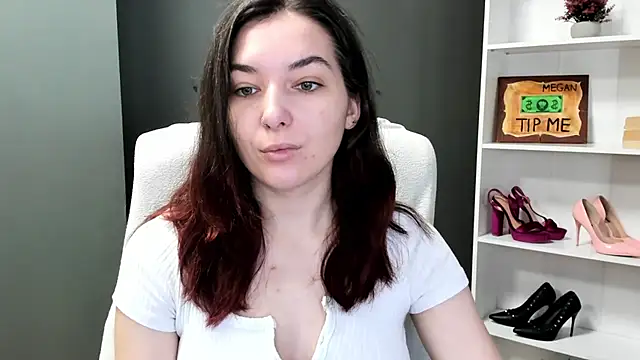 Snapshot of Meagn_Extasy chatting on June 2026 06:51:02 AM Meagn Extasy online show from June 2026 06:51:02 AM