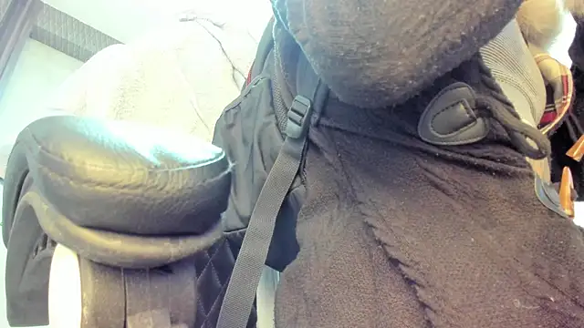 selene red  online show from April 2026 12:30:02 AM