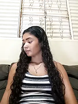 heleny901 online show from March 2025 11:00:02 PM