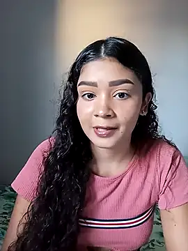 heleny901 online show from October 2025 09:00:02 PM