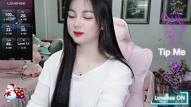Snapshot of _Nana_20 chatting on October 2025 05:03:02 PM  Nana 20 online show from October 2025 05:03:02 PM