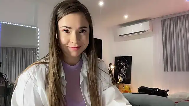 Mika Miller online show from November 2025 11:25:02 PM