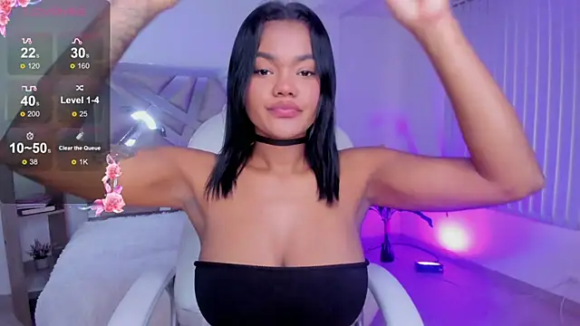 Snapshot of madisson_davon chatting on January 2025 02:46:01 PM madisson davon online show from January 2025 02:46:01 PM