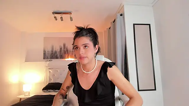 Snapshot of NoahCasstro chatting on January 2025 09:57:02 PM NoahCasstro online show from January 2025 09:57:02 PM