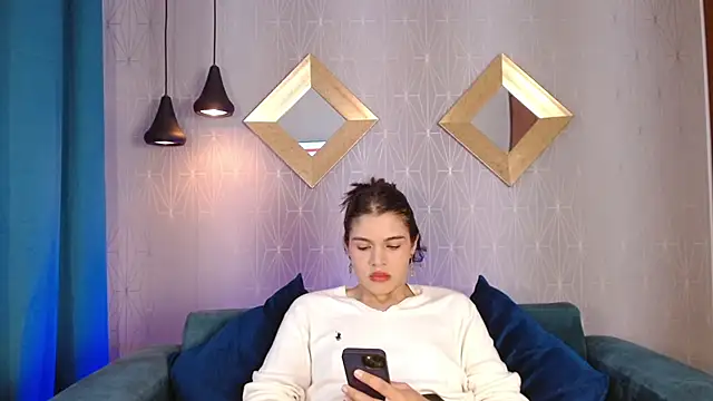 Snapshot of NoahCasstro chatting on February 2025 01:57:01 PM NoahCasstro online show from February 2025 01:57:01 PM