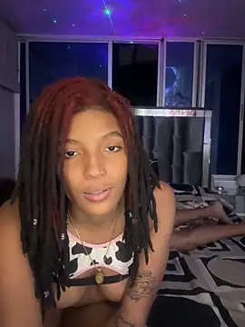 Snapshot of Lya-Kasandra chatting on January 2025 03:24:02 AM Lya-Kasandra online show from January 2025 03:24:02 AM