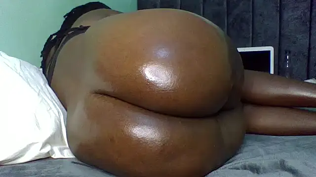 Snapshot of sweettnadia chatting on March 2025 09:59:01 PM sweettnadia online show from March 2025 09:59:01 PM