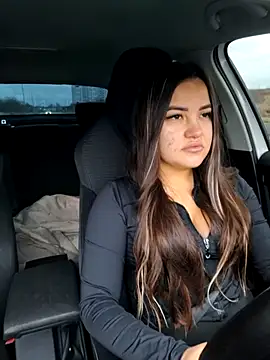 stacy stoone online show from November 2025 07:07:01 AM