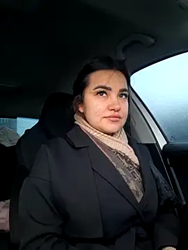 stacy stoone online show from April 2026 02:05:01 AM