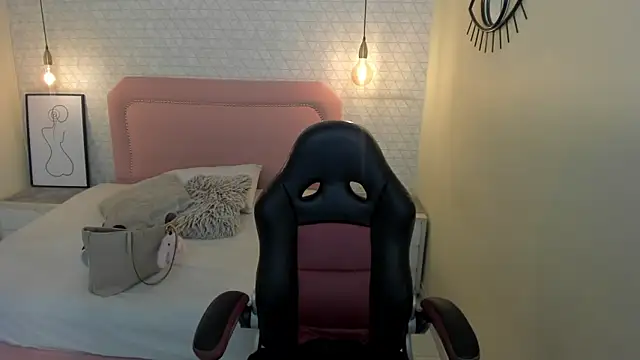 Kittytimberlake online show from February 2026 12:44:02 PM