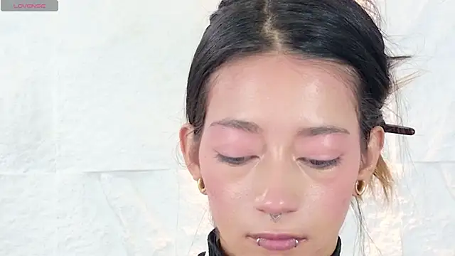 zorravioletta1 online show from November 2025 04:18:02 PM