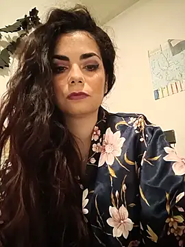 Snapshot of Saturnia_Yvonne chatting on December 2024 05:59:01 PM Saturnia Yvonne online show from December 2024 05:59:01 PM