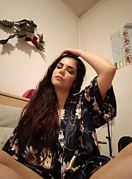 Snapshot of Saturnia_Yvonne chatting on February 2025 12:41:01 AM Saturnia Yvonne online show from February 2025 12:41:01 AM