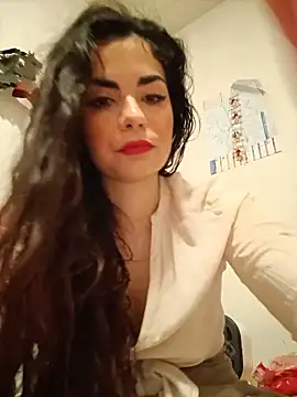 Snapshot of Saturnia_Yvonne chatting on March 2025 12:39:02 AM Saturnia Yvonne online show from March 2025 12:39:02 AM