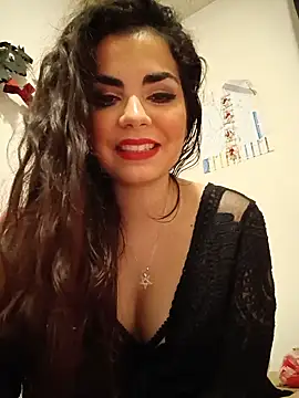 Snapshot of Saturnia_Yvonne chatting on March 2025 11:49:02 PM Saturnia Yvonne online show from March 2025 11:49:02 PM