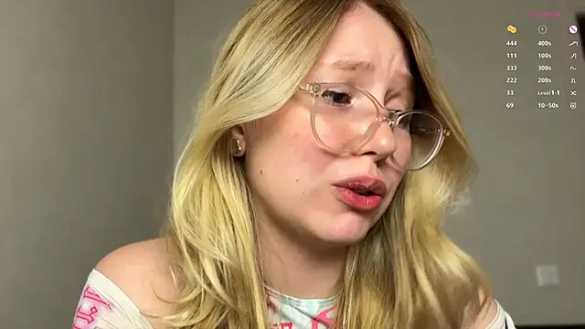 HoneyAudrey online show from January 2025 11:30:02 AM