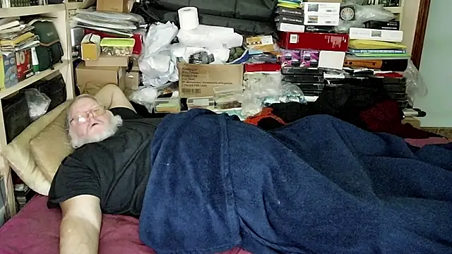 hadeszeuss2 online show from January 2025 06:15:01 PM