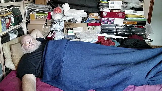 hadeszeuss2 online show from January 2025 02:41:01 PM